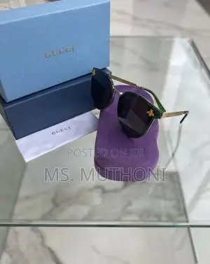 Gucci Round Sunglasses Green & Red