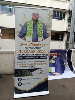 Uchapishaji wa Bango na Mabango ya Roll-Up