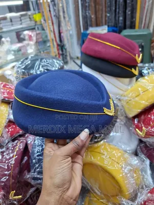 Kofia ya Stewardess ya Bluu Mvinyo