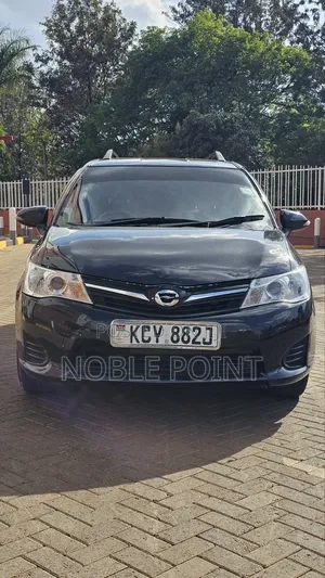 Toyota Corolla Fielder 2012 Nyeusi