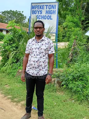 CV Dereva Mtaalamu - Utawala