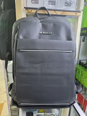 Mifuko ya Mgongo ya Laptop Isiyoingiza Maji (Hadi 15.6")