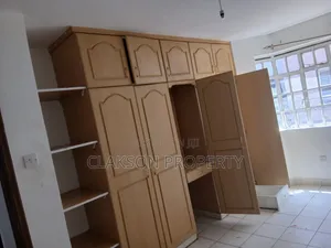 Apartment ya Vyumba 3 vya Kulala kwa Kukodisha Adams, Hurlingham