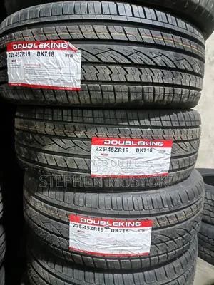 225/45ZR19 Doubleking Tyre