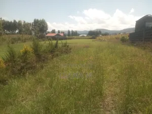 Kitalu 50x100 cha Kuuzwa St Gabriel, Gated Community