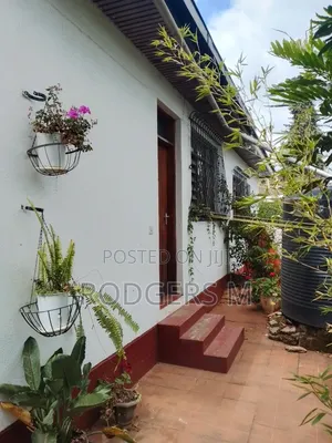 Bedsitter Chumba 1 cha Kupanga, Eneo la Raphta Road