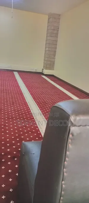 Mosque Carpets: Quality Executive Wall-to-Wall Flooring Installation