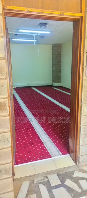 Mosque Floor Carpets - Wall to Wall Flooring & Insulation