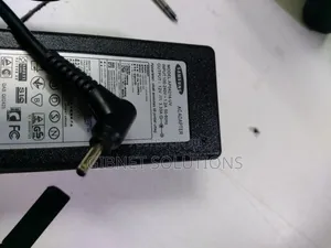 Chaja ya Laptop ya Samsung (Pini Ndogo)