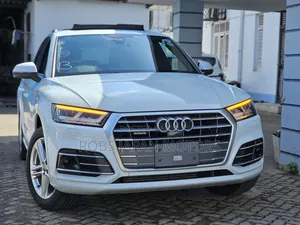 Audi Q5 2.0T Premium AWD quattro 2019