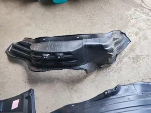 Kinga za Mawe za Magurudumu ya Nyuma Toyota Hilux Revo