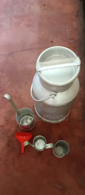 Kikopo cha Maziwa Kipya cha Lita 15 na Vifaa