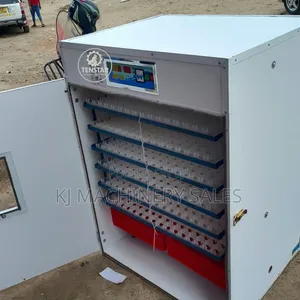1000-Capacity Egg Incubator