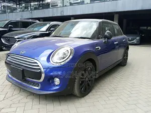 2019 Mini Cooper Blue