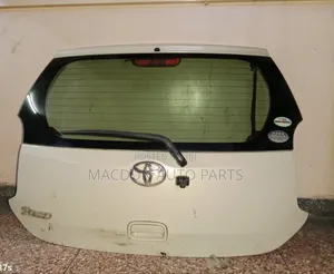 Toyota Passo Boot / Tailgate