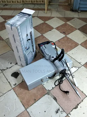Freevel Mining Demolition Breaker 1450W na Vipande 2 vya Chisel