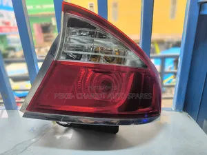 Used Subaru Legacy Sedan Taillights (2007-2008)