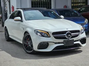 Mercedes-Benz E63s 2018 - Fully Loaded