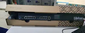 MikroTik RB3011UIAS-RM Router ya Gigabit ya Rackmount