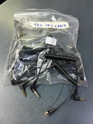Kebo za Sauti za Coiled 3.5mm TRS hadi TRS (Right-Angle)