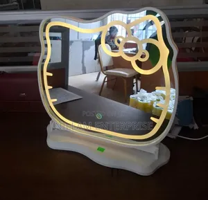 Hello Kitty Mirror ya Dawati ya LED - Mpya Kabisa