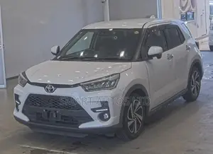 Toyota Raize 2019 Rangi ya L Pearl
