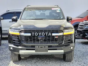 Toyota Land Cruiser LC300 GR 2023