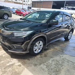 Honda Vezel 1.5 Hybrid 2WD 2019 Nyeusi