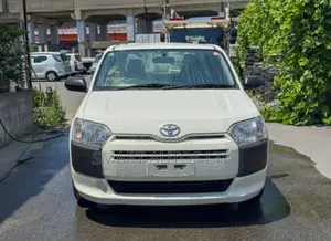 Toyota Probox 1.5 F 2WD 2021 Off-White