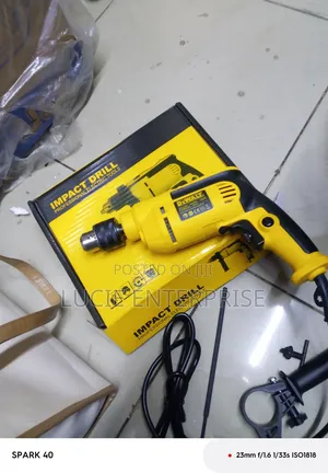 DeWalt Drill ya Umeme 1050W
