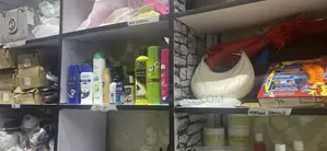 Kodi ya Nafasi ya Rafu - Royal Palms Mall