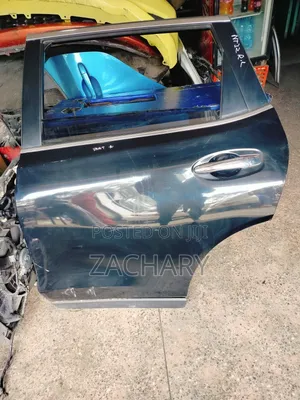 Mlango wa Nyuma wa Nissan X-Trail NT32