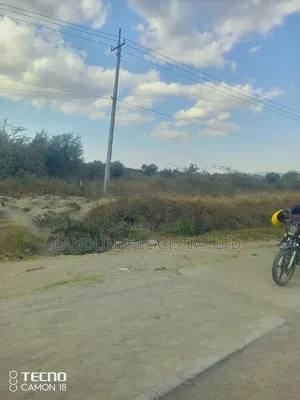 Eneo la Ekari 5 Syokimau Kiungani Road kwa Ajili ya Maghorofa
