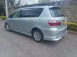 Toyota Ipsum 2007 Fedha - 3