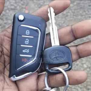 Huduma za Kitaalamu za Kupanga Ufunguo wa Gari na Kufungua Magari Nairobi