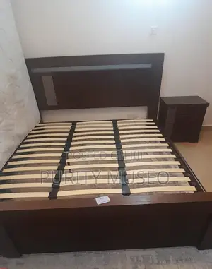 Mahogany King Size Bed (6x7) with Dr. Mattress & Side Tables