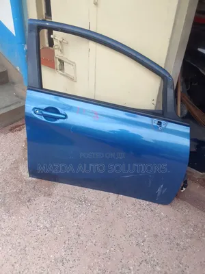 Mlango wa Mbele wa Kulia wa Nissan Note E12 - Uliotumika
