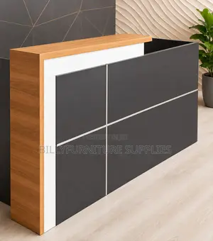 1.8m Modern Reception Desk with Privacy Panel