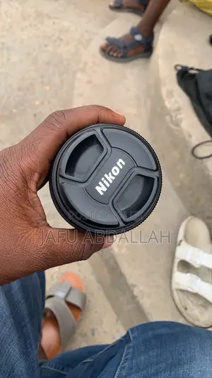 Nikon 70-300mm Lens ya Zoom