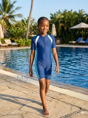 Swimsuit ya Wavulana yenye Rangi Mbalimbali Hadi Miaka 10