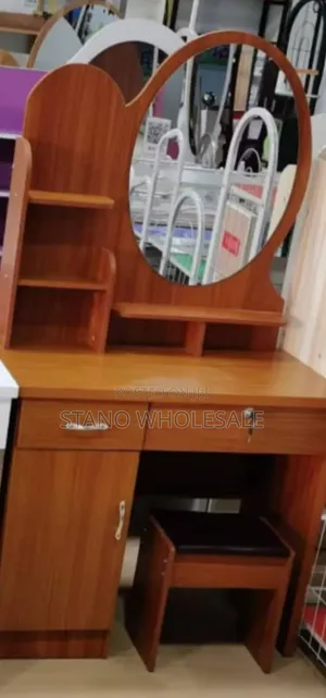 Meza ya Kujipodoza - Nyeusi na Kahawia