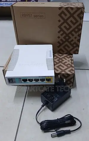 MikroTik RB951-2HnD Router ya Gigabit