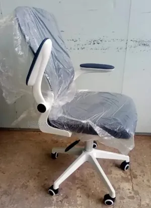 Heavy Duty Mesh Orgonomic Chairs - Brand New