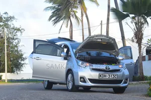 Toyota Ractis 2016 Nyeupe