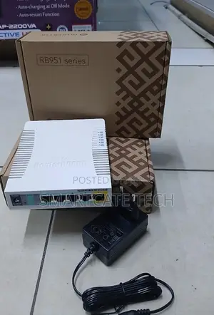 MikroTik RB951Ui-2HnD Bodi ya Routeri isiyo na waya