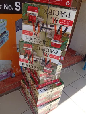 Mini 4.5L Cooler Box - Hifadhi ya Barafu Portable