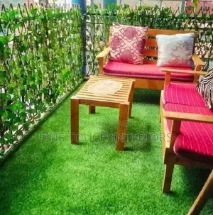 Artificial Grass Carpet ya Kijani - Inaonekana Halisi na Imara