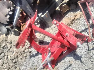 Single Furrow Mould Board Plough (10-25 HP Tractors)