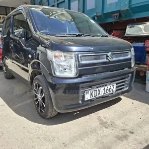 Suzuki Wagon R 660 Hybrid FWD 2018 Nyeusi