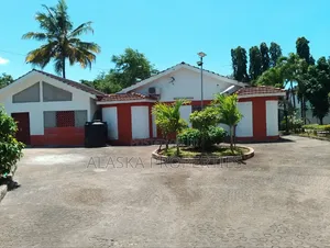 6 Bedroom Bungalow in Nyali Estate for Sale